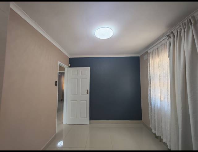 3 BEDROOM HOUSE FOR SALE IN FLAMINGO HEIGHTS